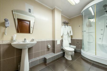 Трехкомнатный в коттедже